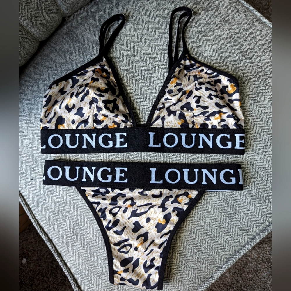 Sm, Cheetah Print Matching Brallette/Panty Set